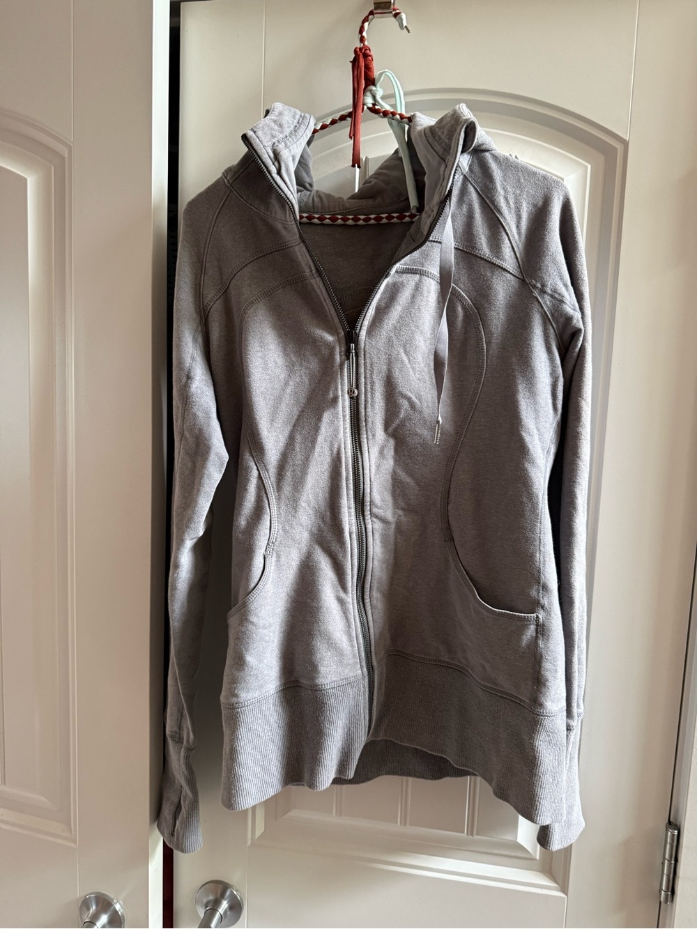 Light Gray Zip-Up Lululemon Hoodie with Hood and Pockets